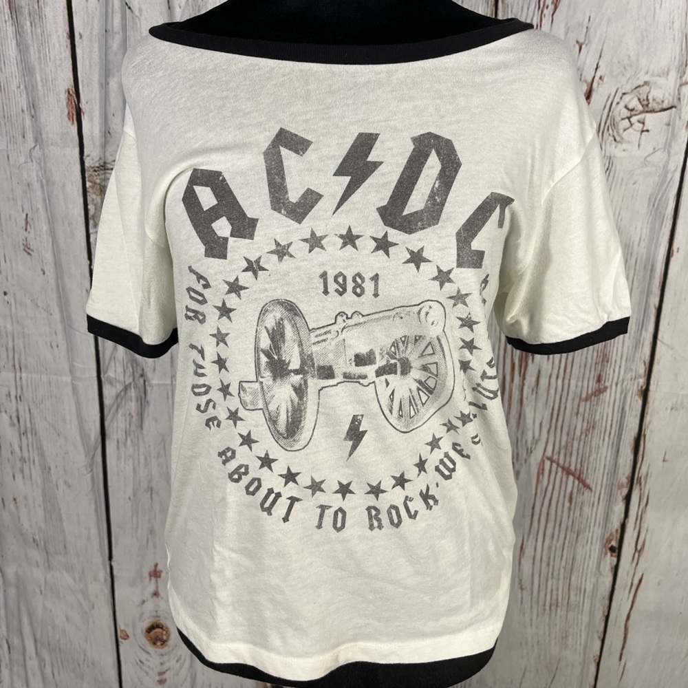 AC/DC Graphic T-Shirt in White and Black Medium